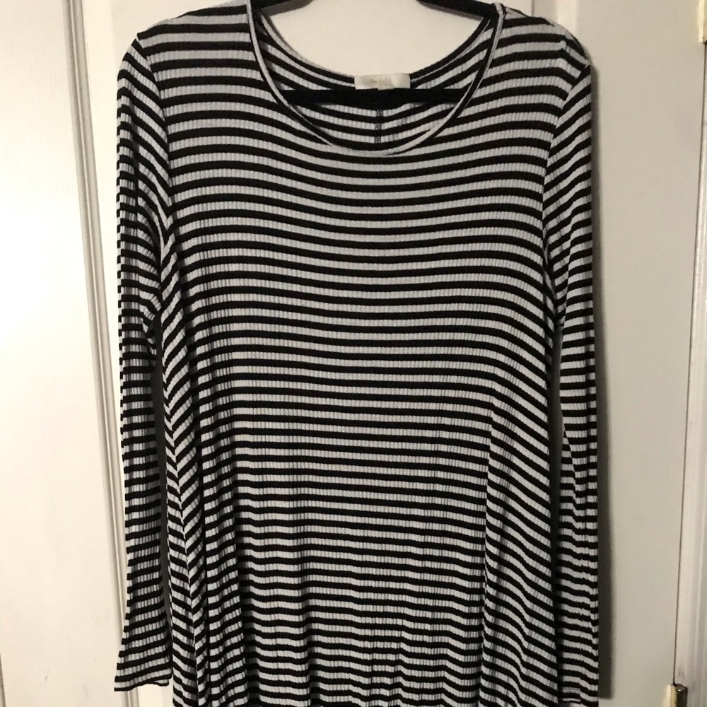 Black and white stripped dress